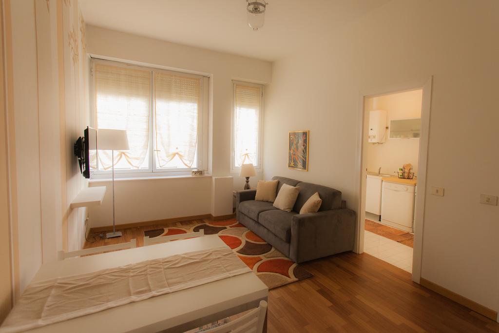 Apartments Sforza Mailand Zimmer foto